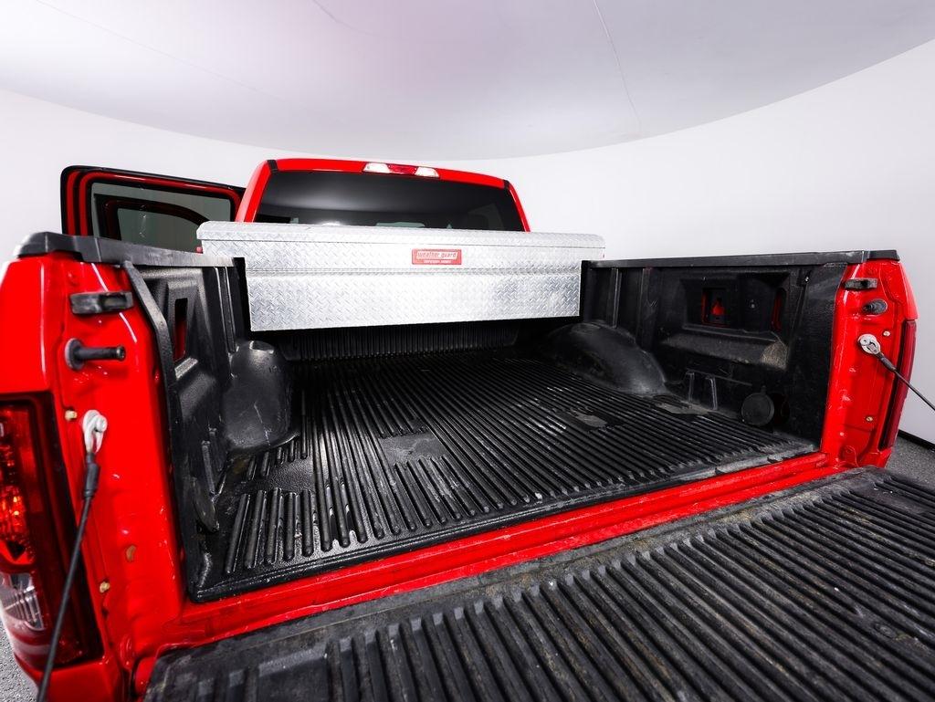 Ford F-150 4WD SuperCrew 145" Lariat 2016