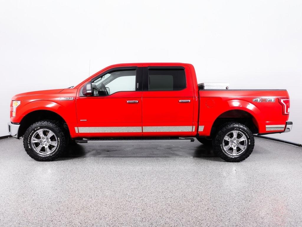 Ford F-150 4WD SuperCrew 145" Lariat 2016