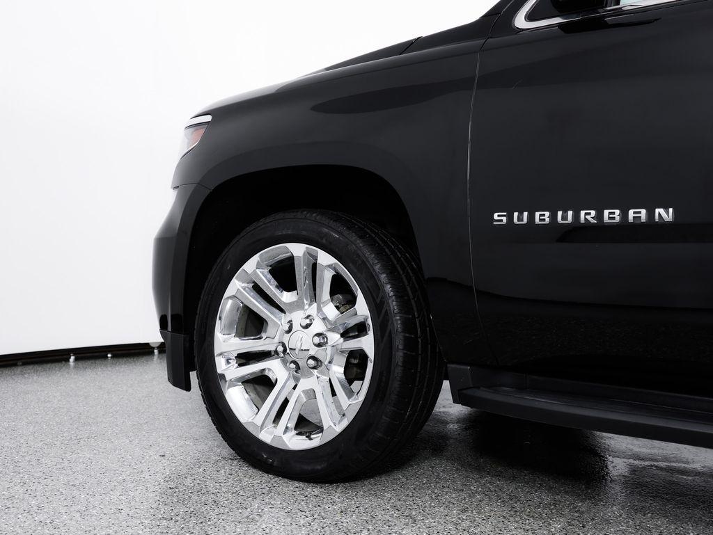 Chevrolet Suburban 4WD 4dr 1500 LT 2019