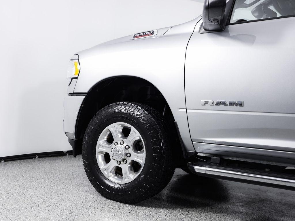 RAM 2500 Big Horn 4x4 Crew Cab 6'4" Box 2024