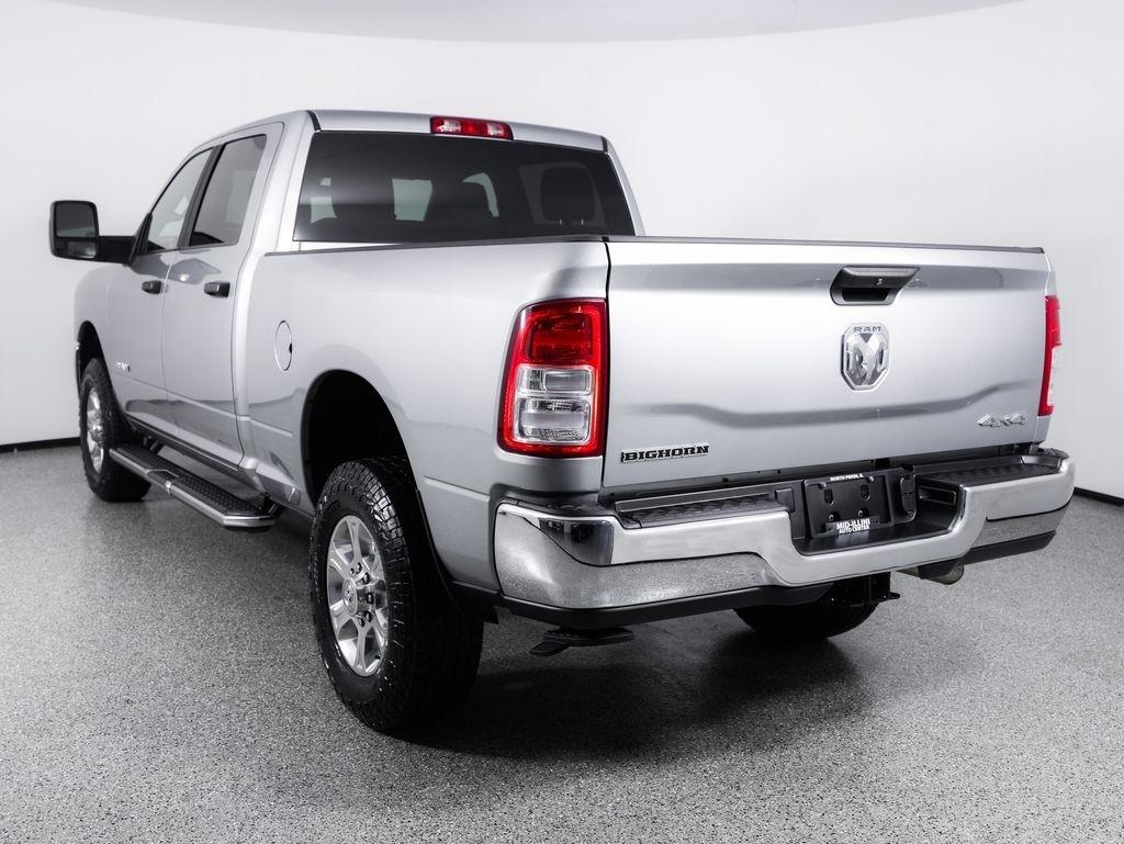 RAM 2500 Big Horn 4x4 Crew Cab 6'4" Box 2024