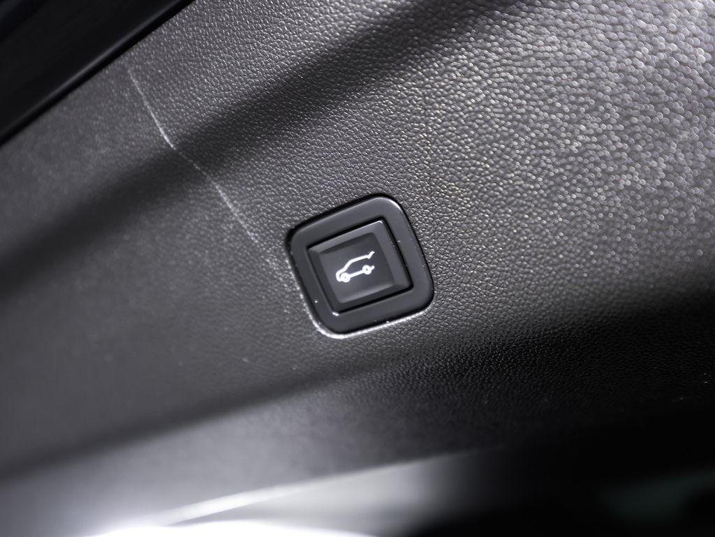 GMC Yukon XL 4WD 4dr Denali 2021