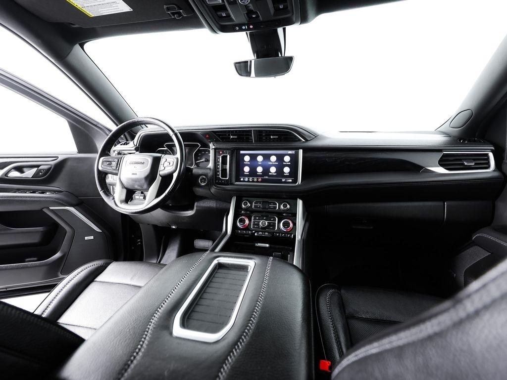 GMC Yukon XL 4WD 4dr Denali 2021