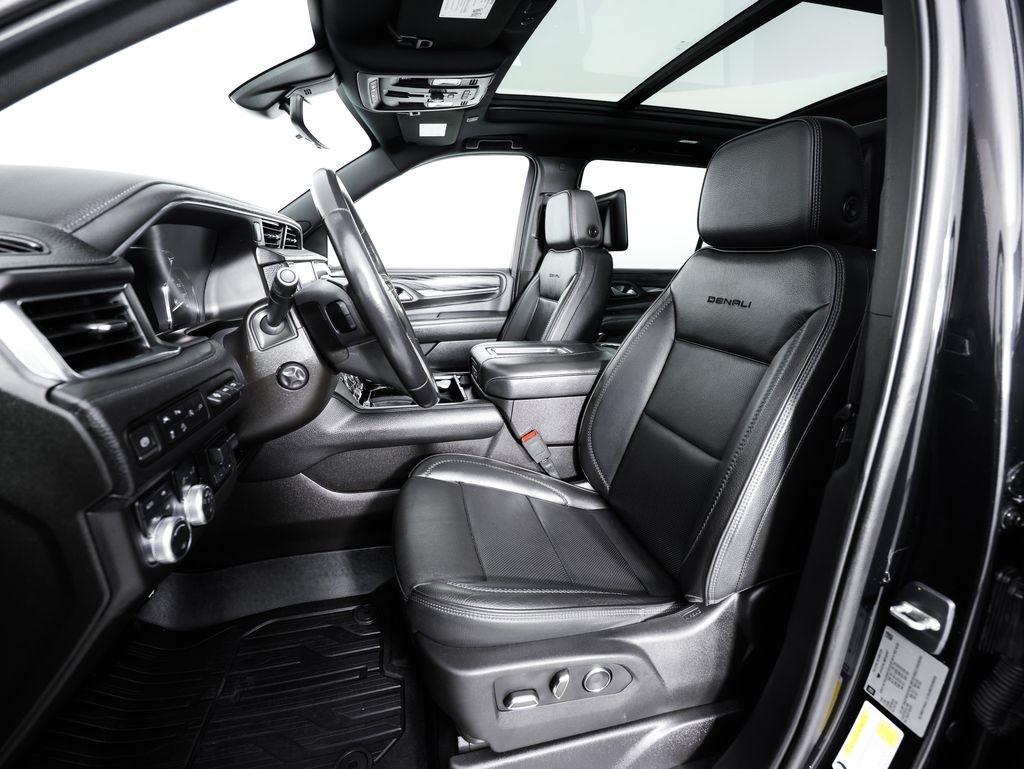 GMC Yukon XL 4WD 4dr Denali 2021