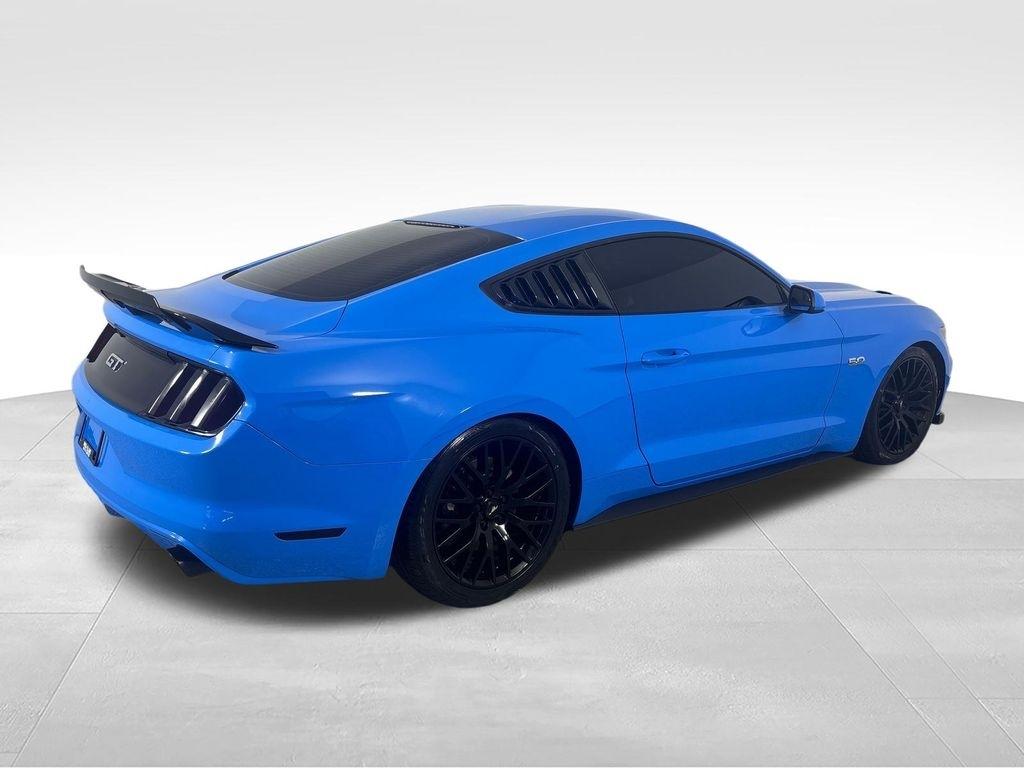 Ford Mustang GT Fastback 2017