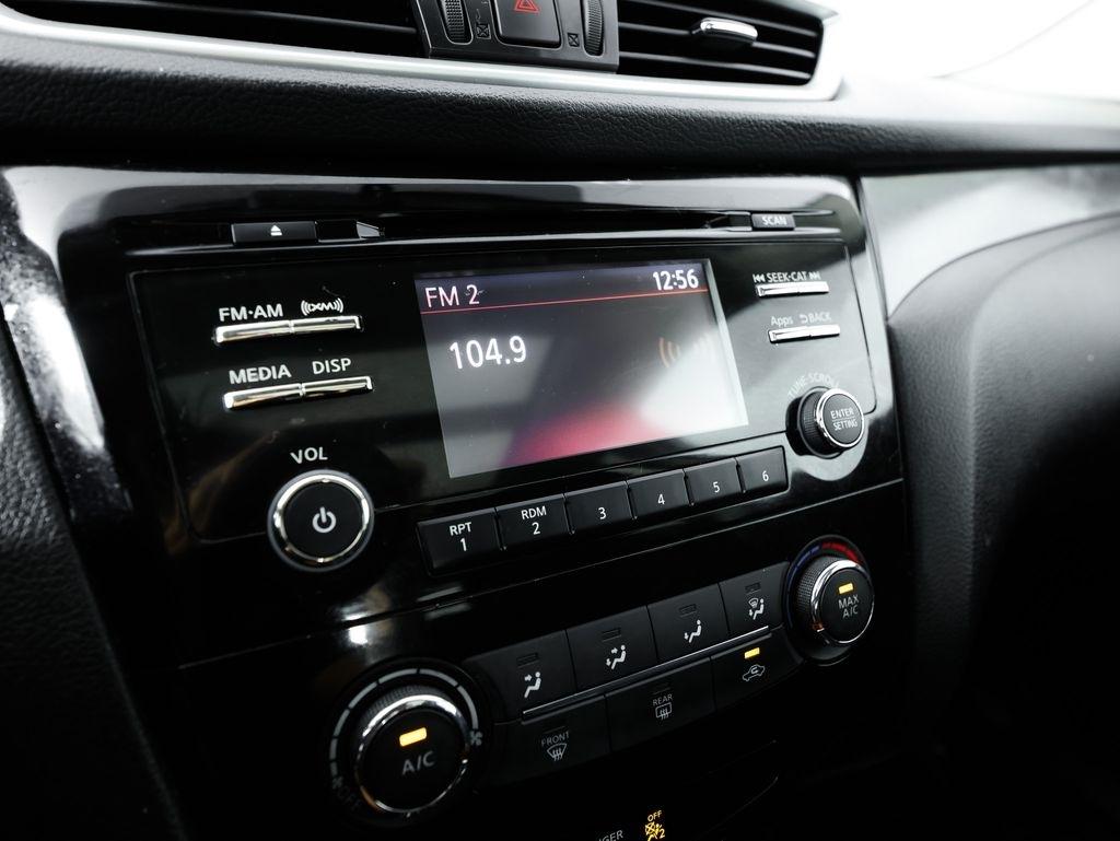 Nissan Rogue AWD 4dr SV 2015