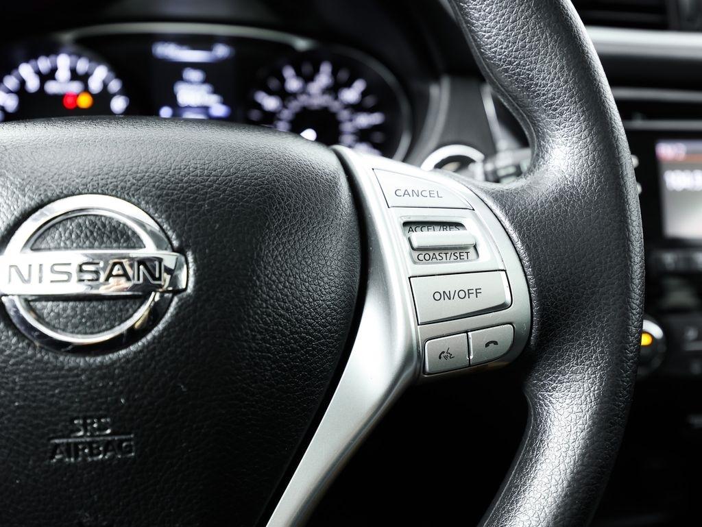 Nissan Rogue AWD 4dr SV 2015