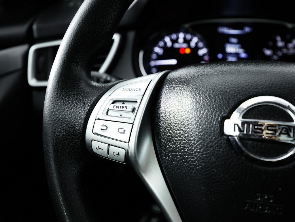 Nissan Rogue AWD 4dr SV 2015