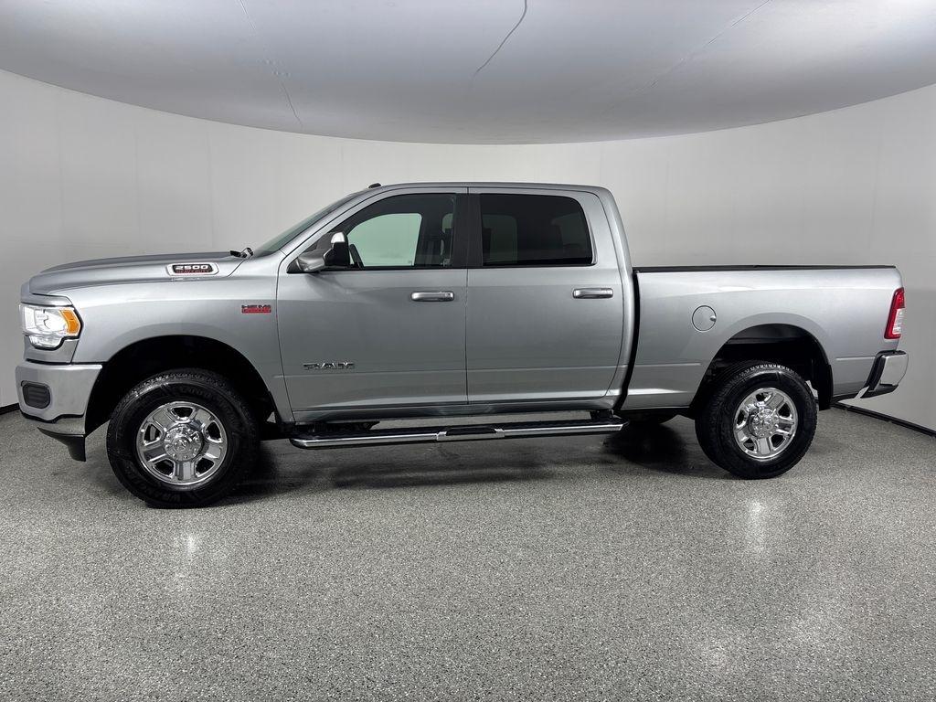 RAM 2500 Big Horn 4x4 Crew Cab 6'4" Box 2021
