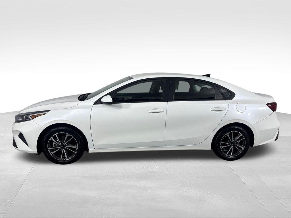 Kia Forte LXS IVT 2024
