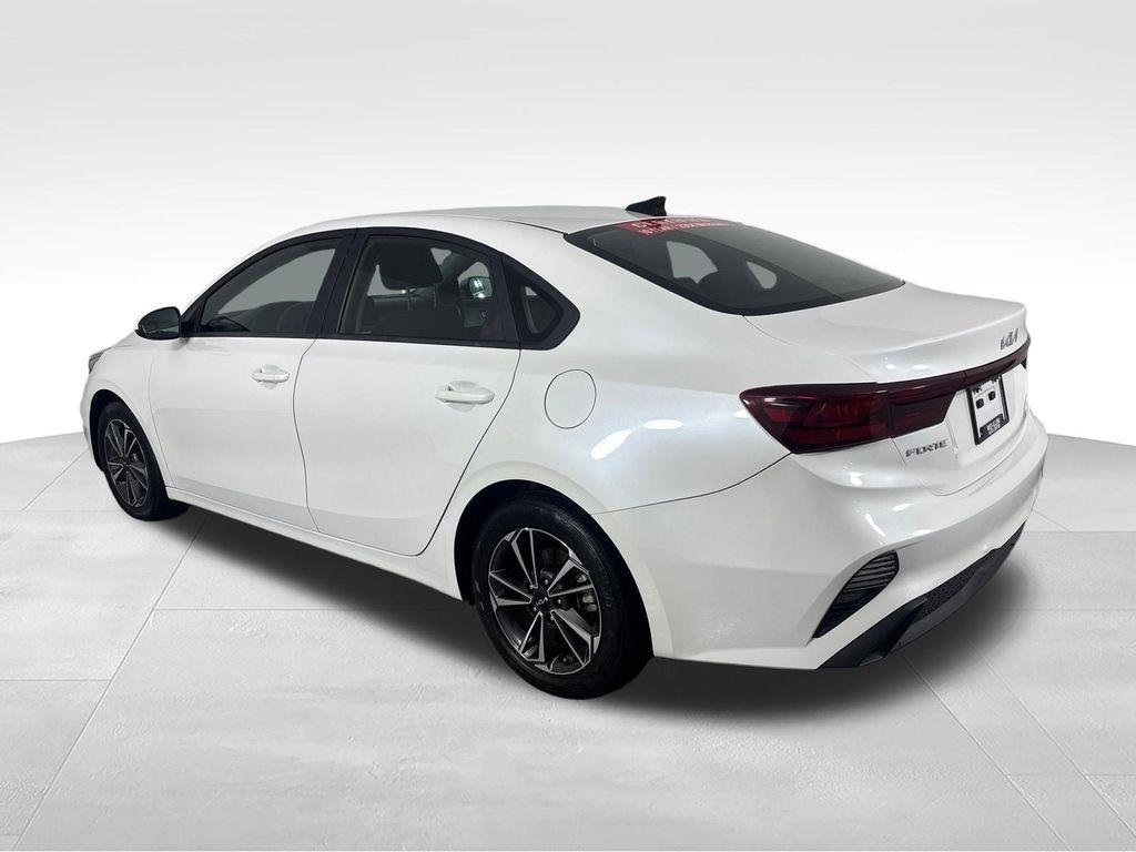 Kia Forte LXS IVT 2024