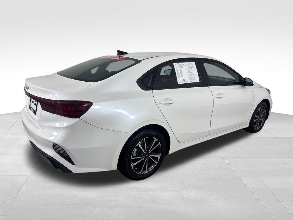 Kia Forte LXS IVT 2024