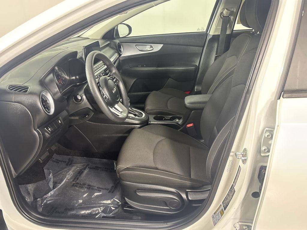Kia Forte LXS IVT 2024