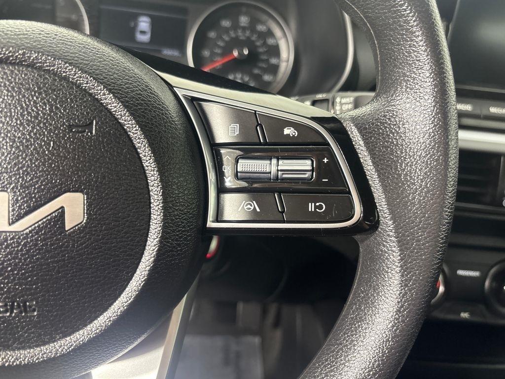 Kia Forte LXS IVT 2024