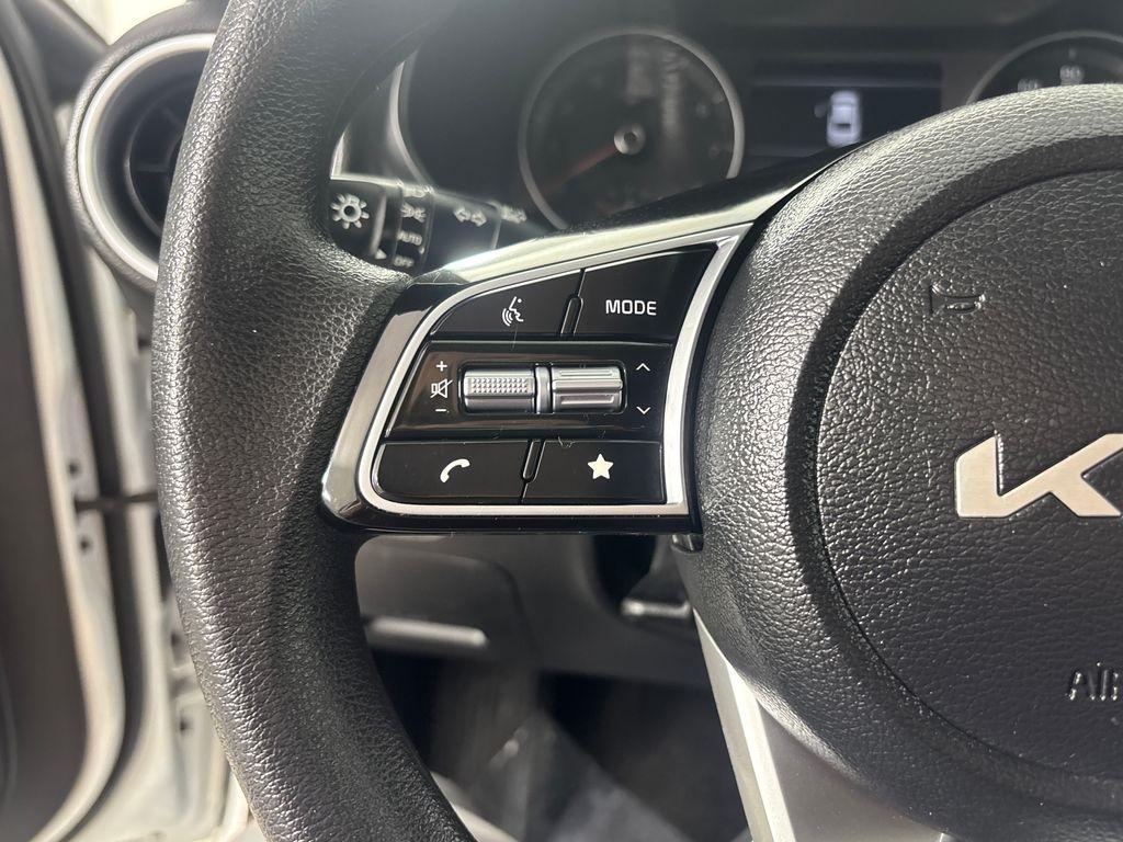 Kia Forte LXS IVT 2024