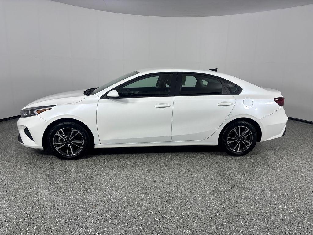 Kia Forte LXS IVT 2024