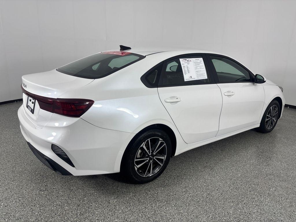 Kia Forte LXS IVT 2024