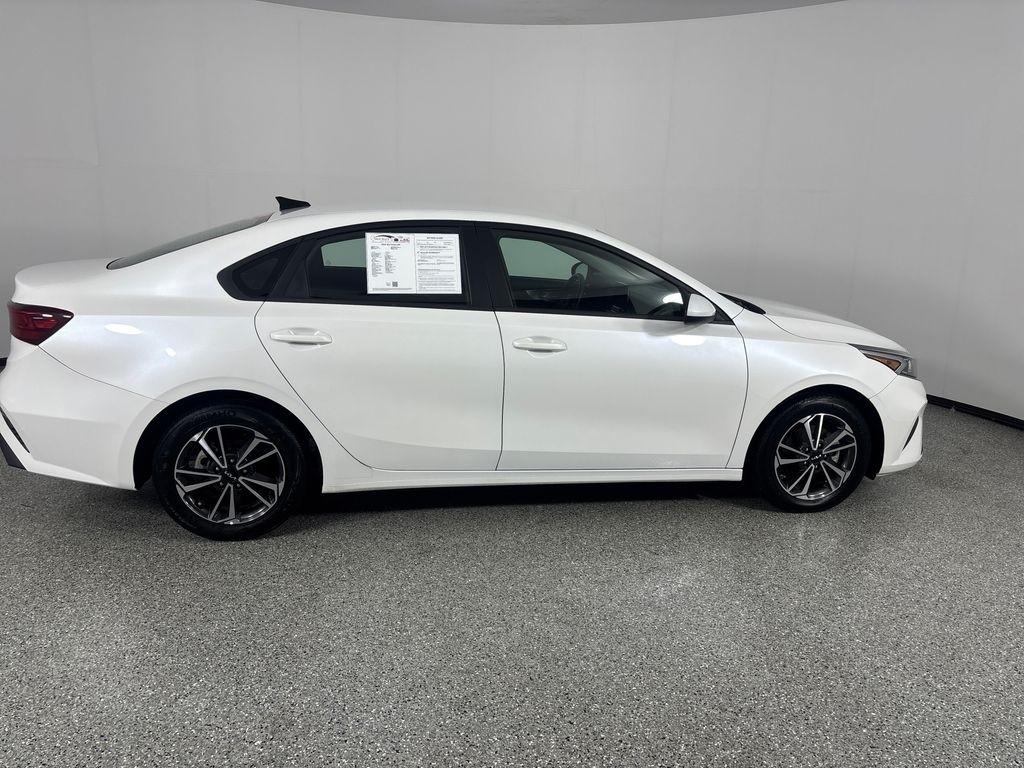 Kia Forte LXS IVT 2024