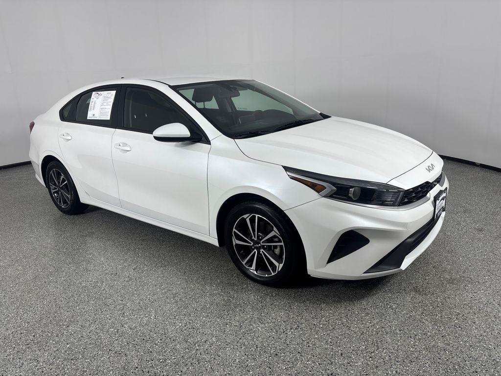 Kia Forte LXS IVT 2024