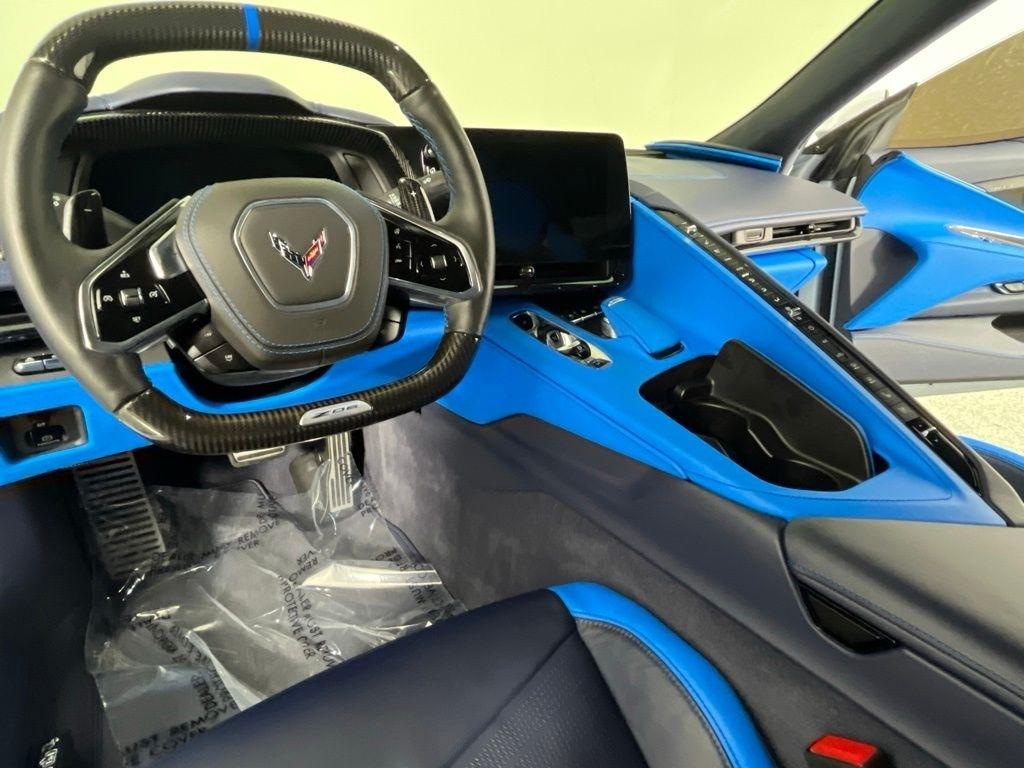 Chevrolet Corvette 2dr Z06 Cpe w/3LZ 2023