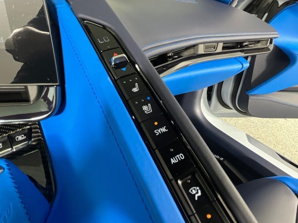 Chevrolet Corvette 2dr Z06 Cpe w/3LZ 2023