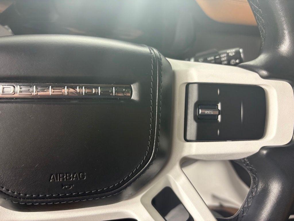 Land Rover Defender 130 SE AWD 2023
