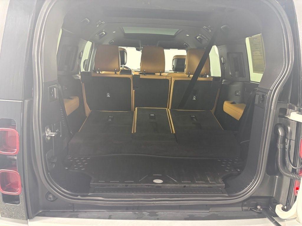 Land Rover Defender 130 SE AWD 2023