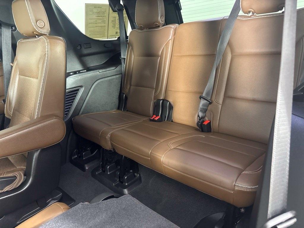 Chevrolet Tahoe 4WD 4dr High Country 2021