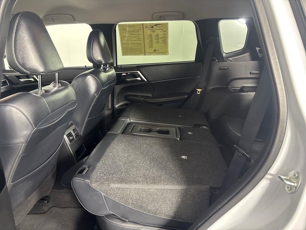 Mitsubishi Outlander SE FWD 2024