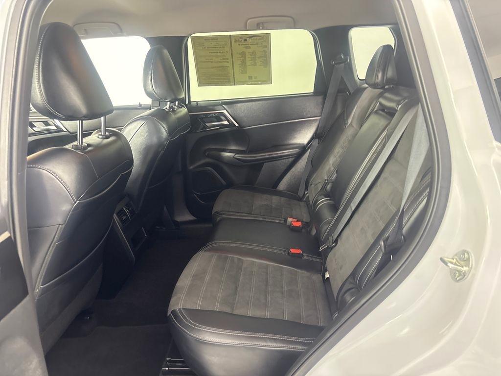 Mitsubishi Outlander SE FWD 2024