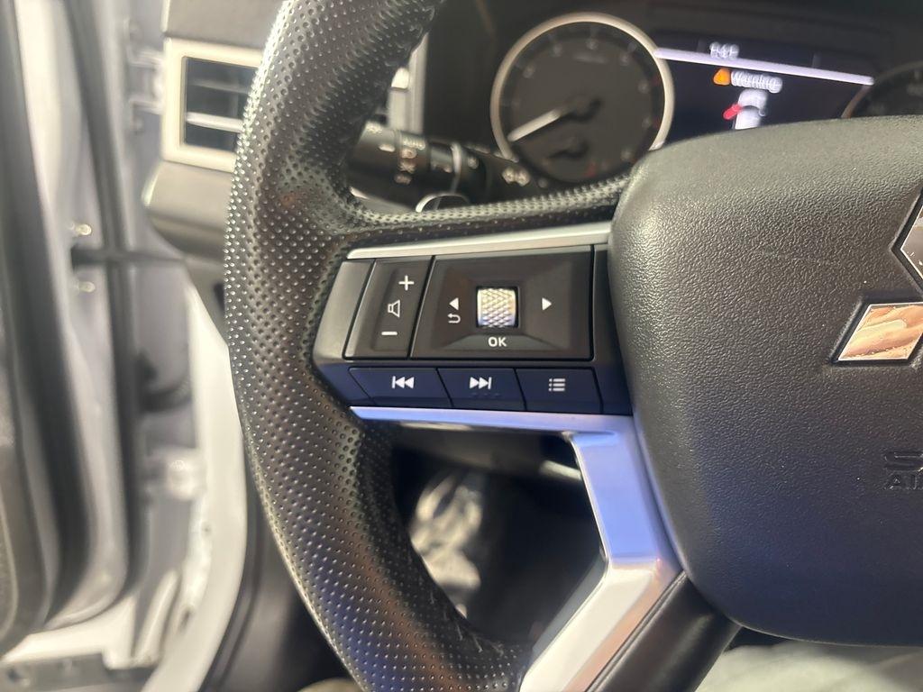 Mitsubishi Outlander SE FWD 2024