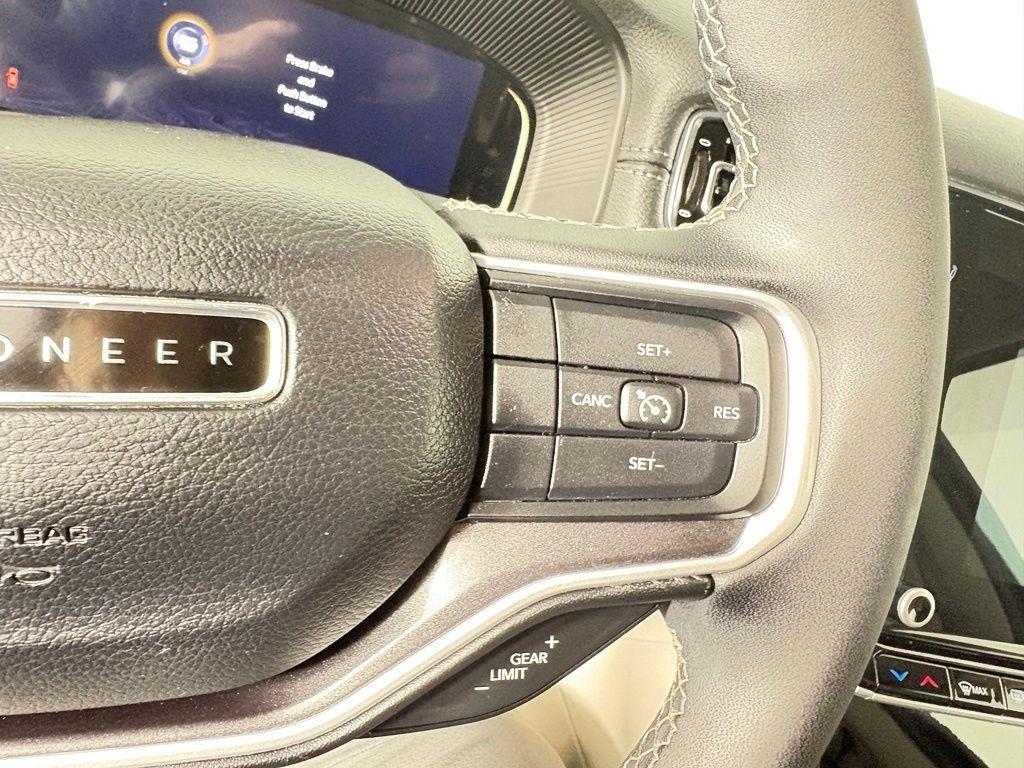 Jeep Wagoneer 4x4 2023