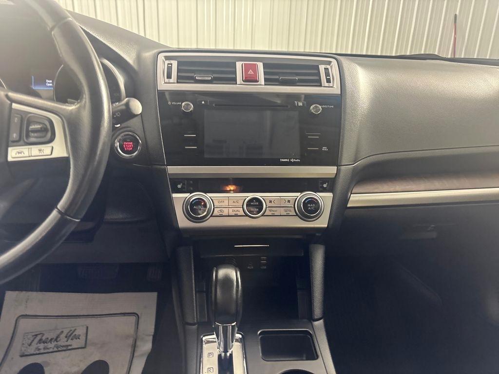 Subaru Outback 4dr Wgn 2.5i Limited 2016