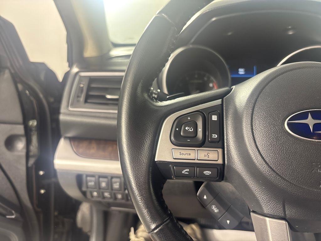 Subaru Outback 4dr Wgn 2.5i Limited 2016