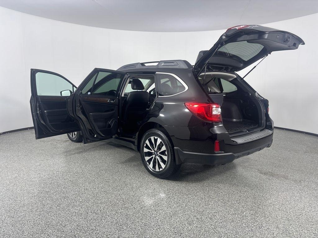 Subaru Outback 4dr Wgn 2.5i Limited 2016