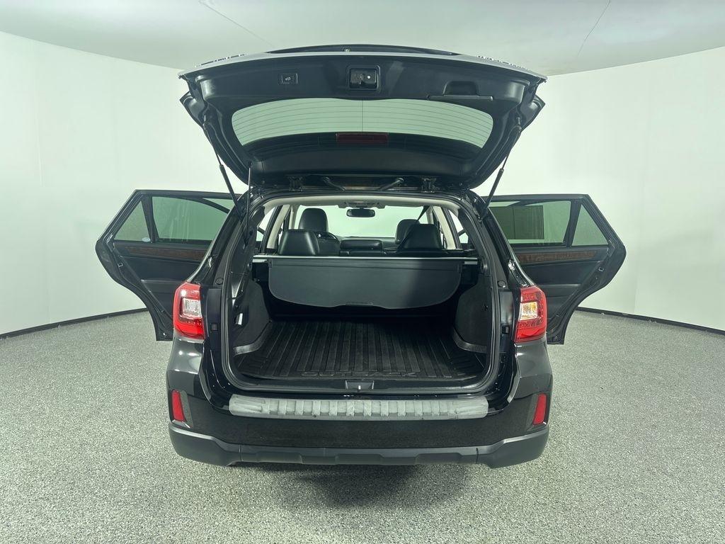Subaru Outback 4dr Wgn 2.5i Limited 2016