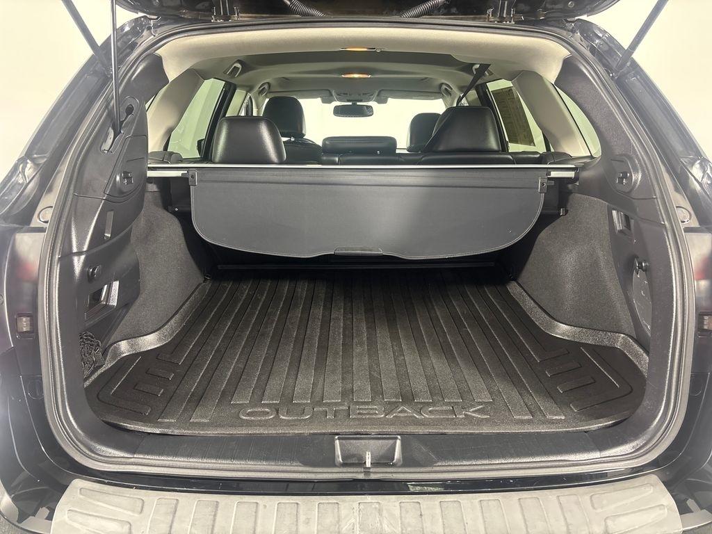 Subaru Outback 4dr Wgn 2.5i Limited 2016