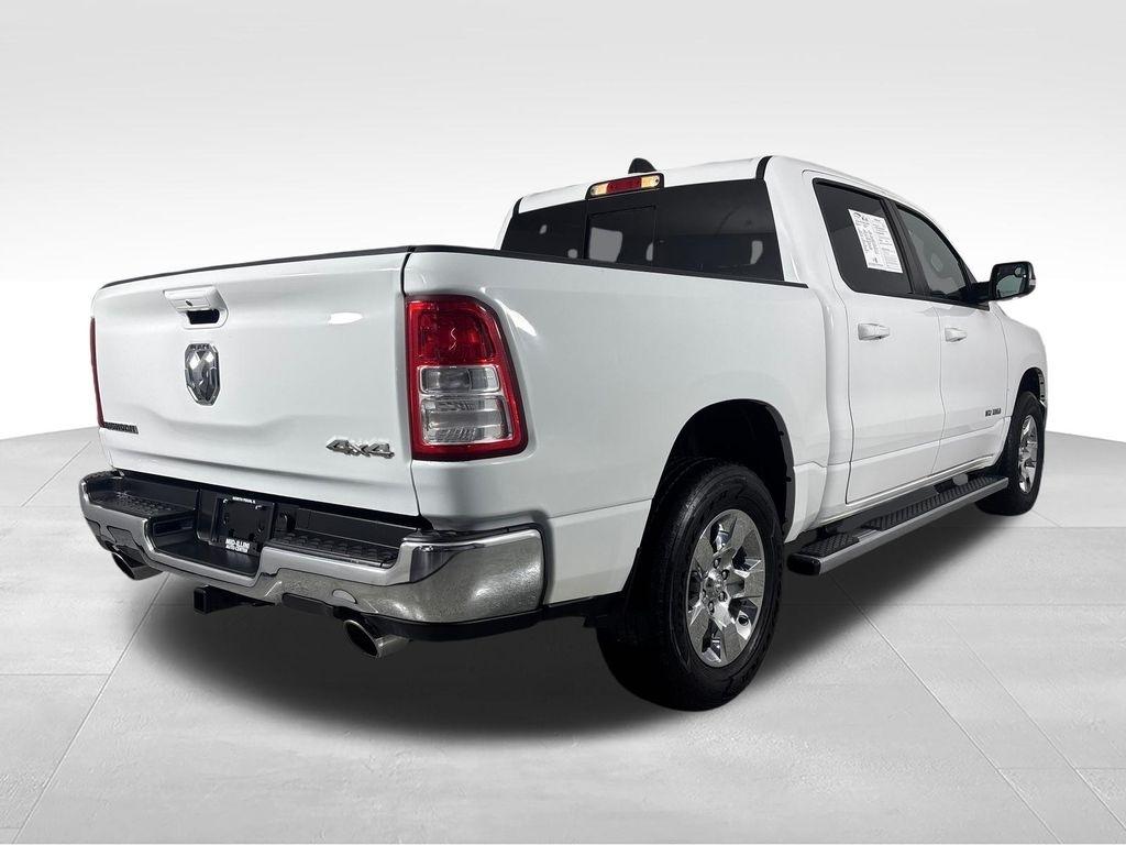 RAM 1500 Big Horn 4x4 Crew Cab 5'7" Box 2022