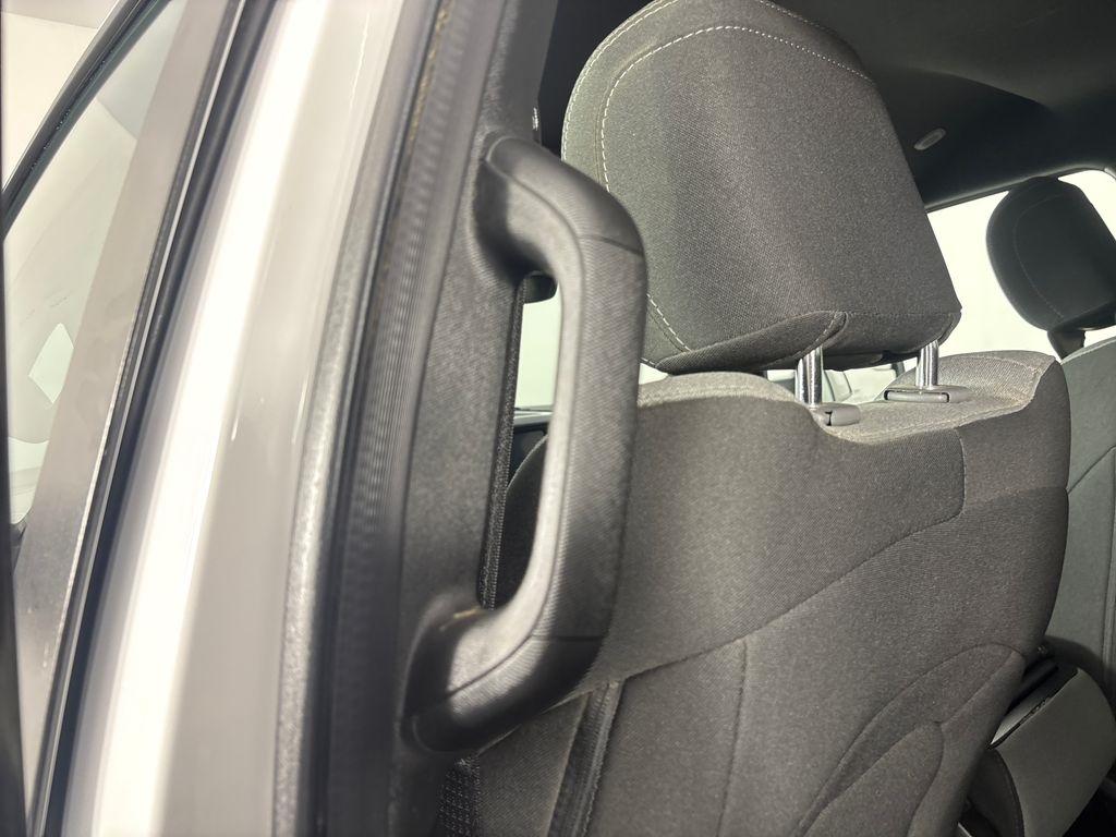 RAM 1500 Big Horn 4x4 Crew Cab 5'7" Box 2022