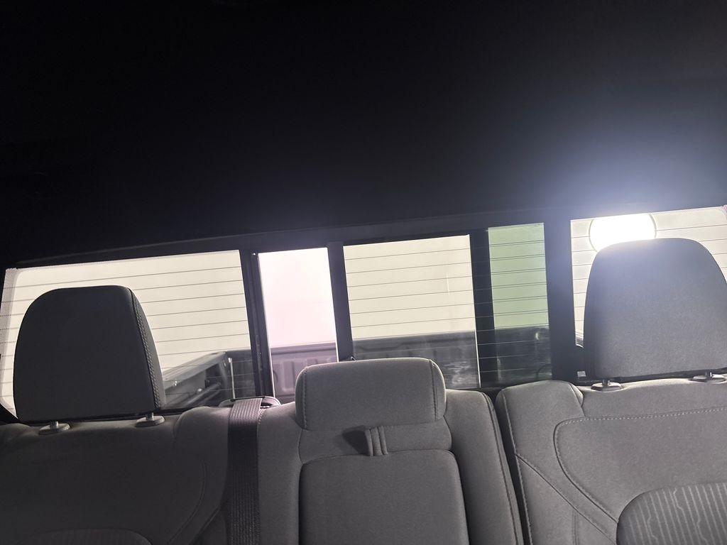 RAM 1500 Big Horn 4x4 Crew Cab 5'7" Box 2022