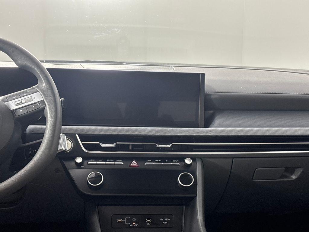 Hyundai Sonata SEL FWD 2025