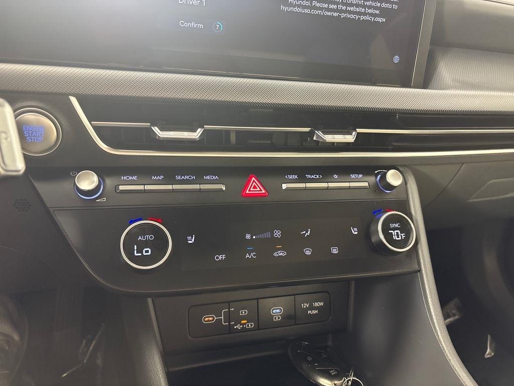 Hyundai Sonata SEL FWD 2025