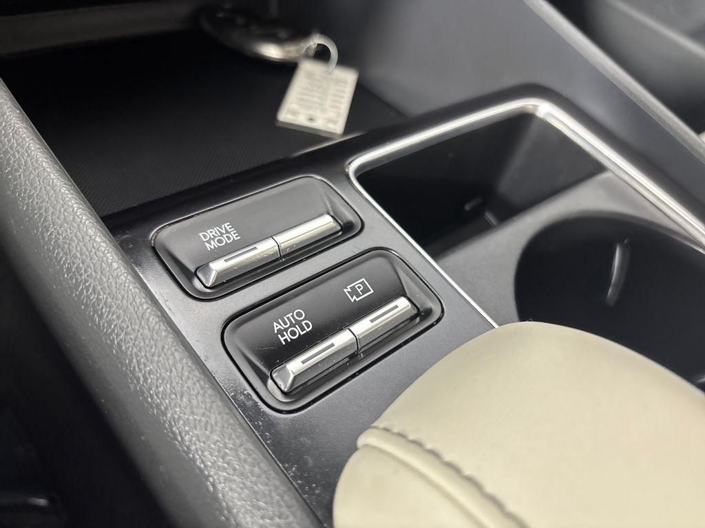 Hyundai Sonata SEL FWD 2025