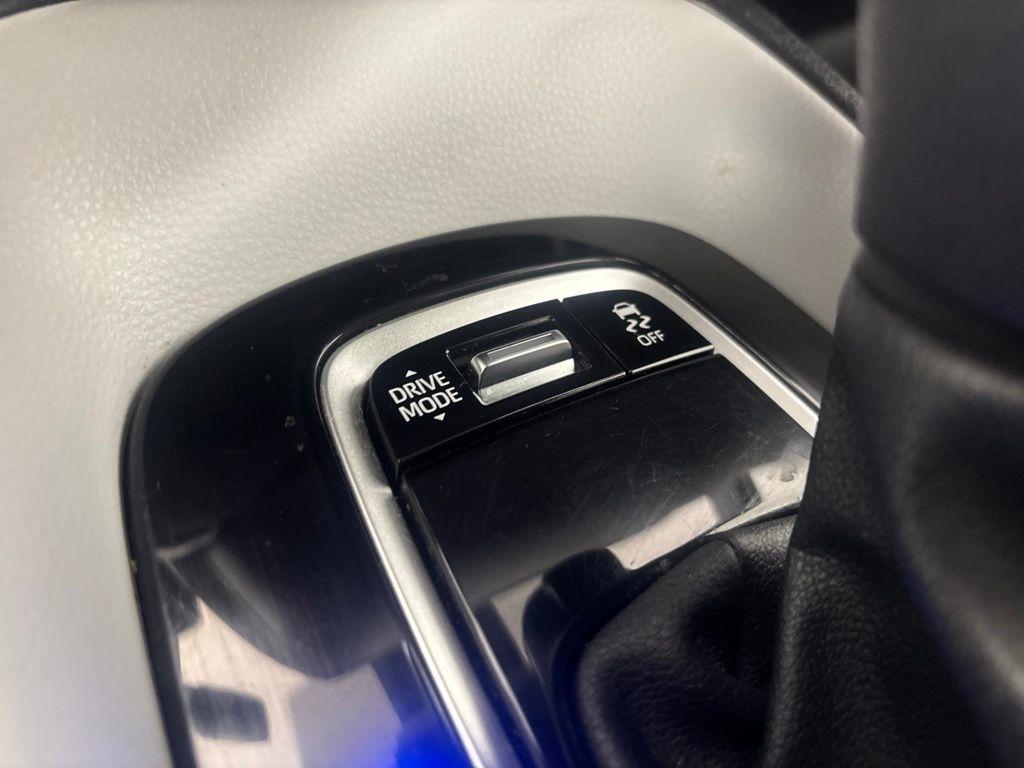 Toyota Corolla SE CVT (Natl) 2023