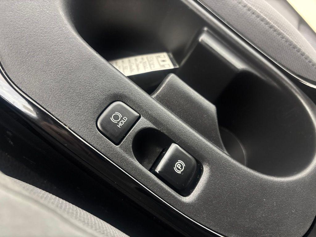 Toyota Corolla SE CVT (Natl) 2023