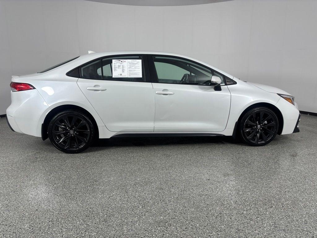 Toyota Corolla SE CVT (Natl) 2023