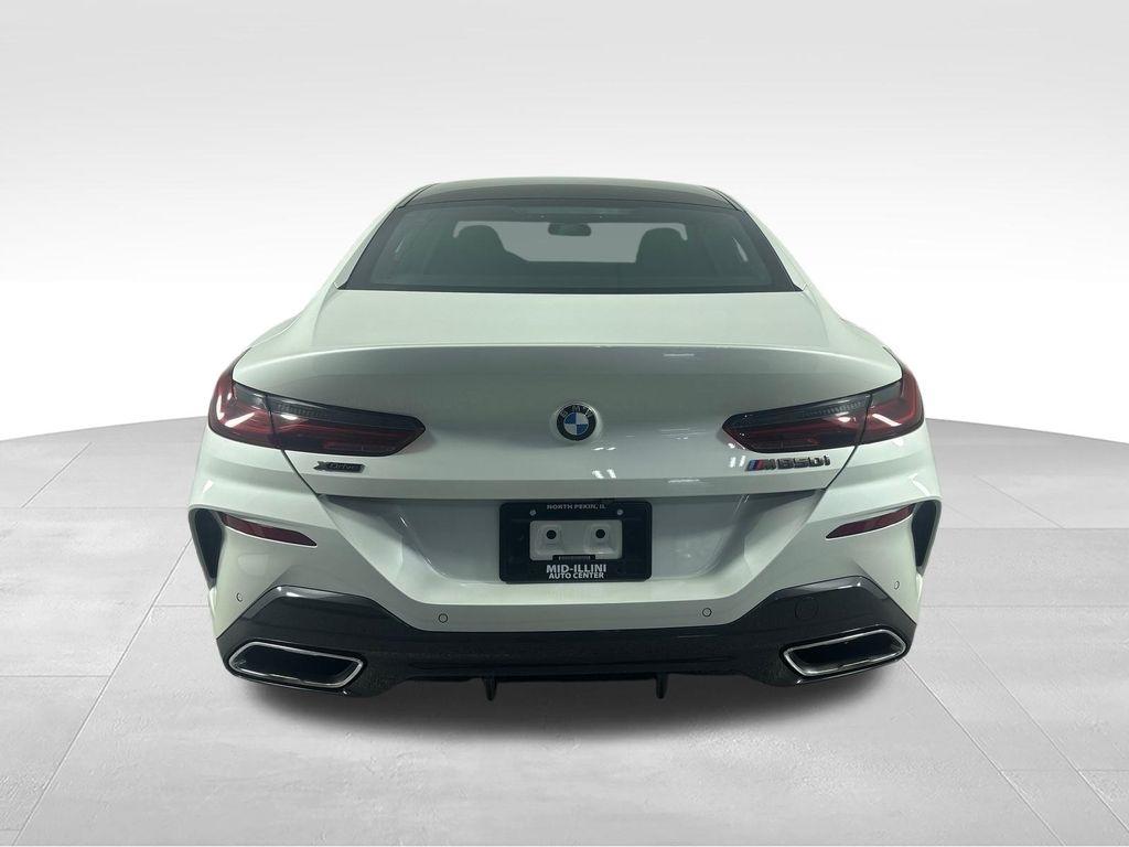 BMW 8 Series M850i xDrive Gran Coupe 2021