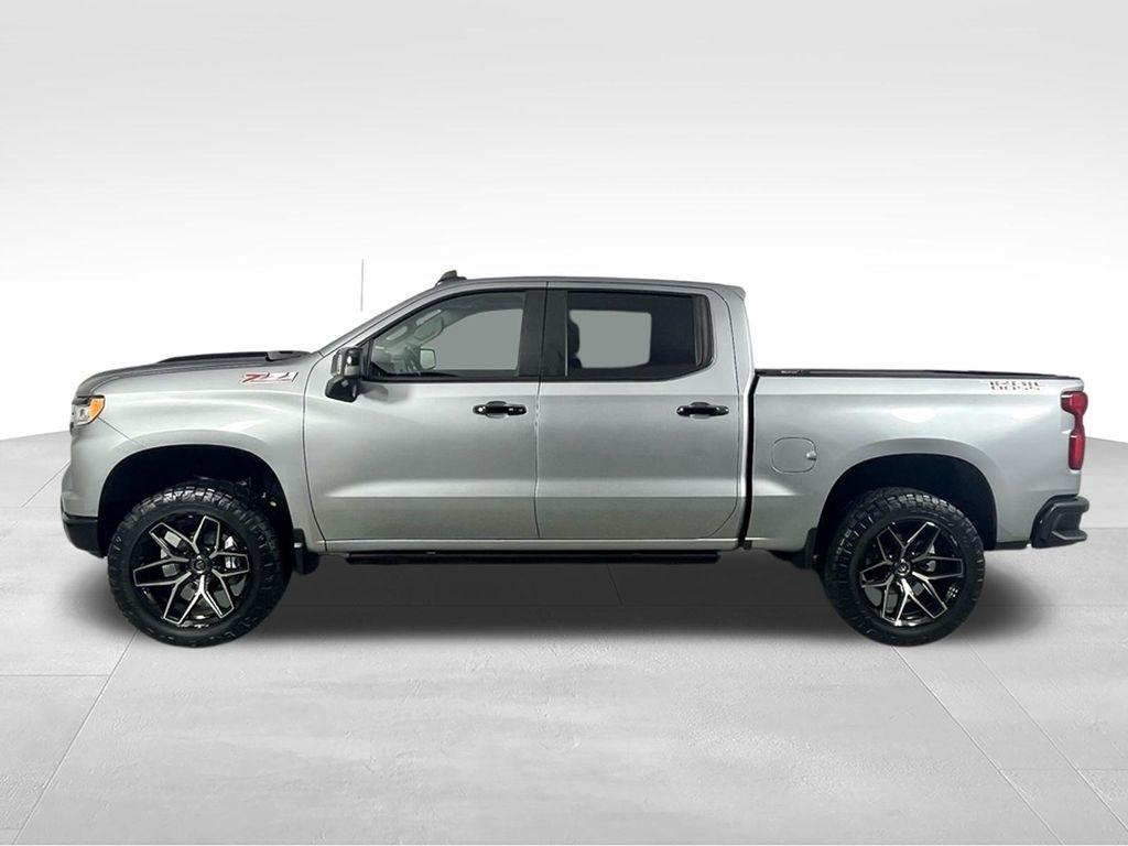 Chevrolet Silverado 1500 4WD Crew Cab 147" LT Trail Boss 2025