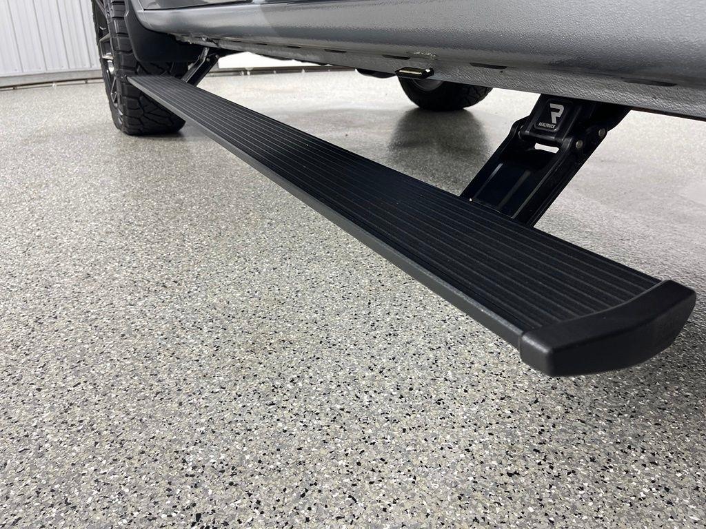 Chevrolet Silverado 1500 4WD Crew Cab 147" LT Trail Boss 2025