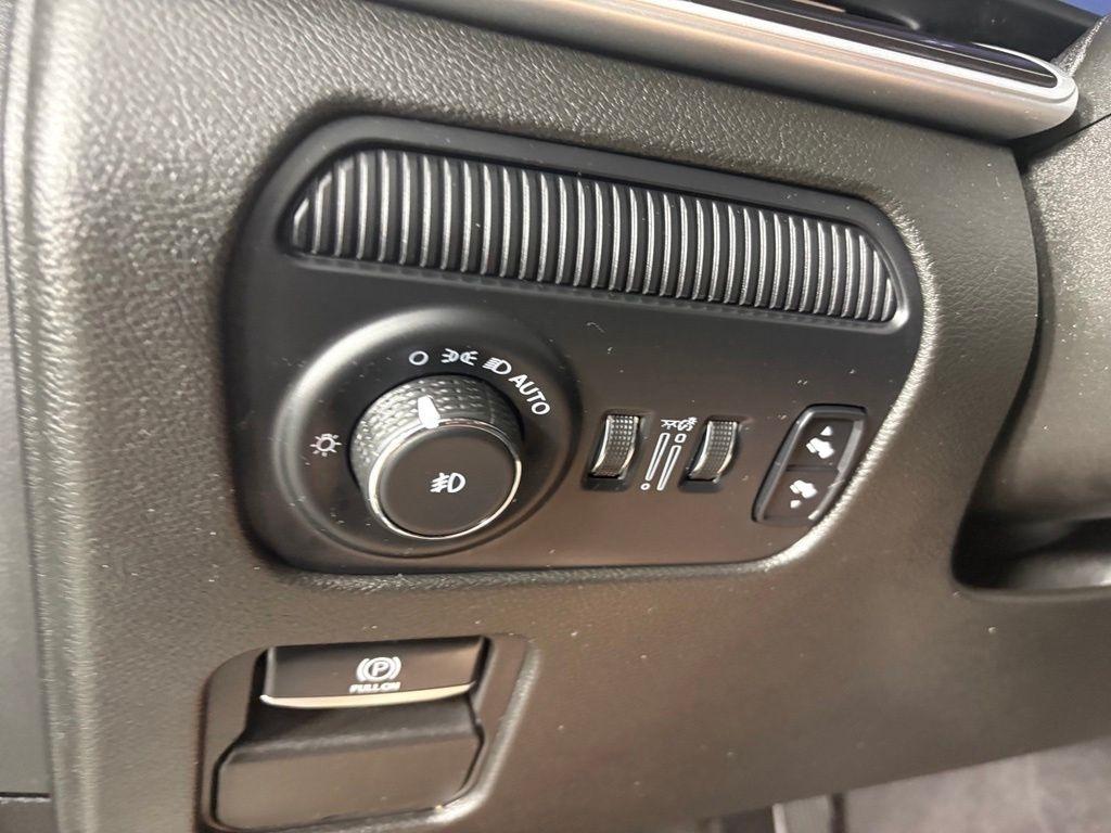 Jeep Wagoneer 4x4 2023